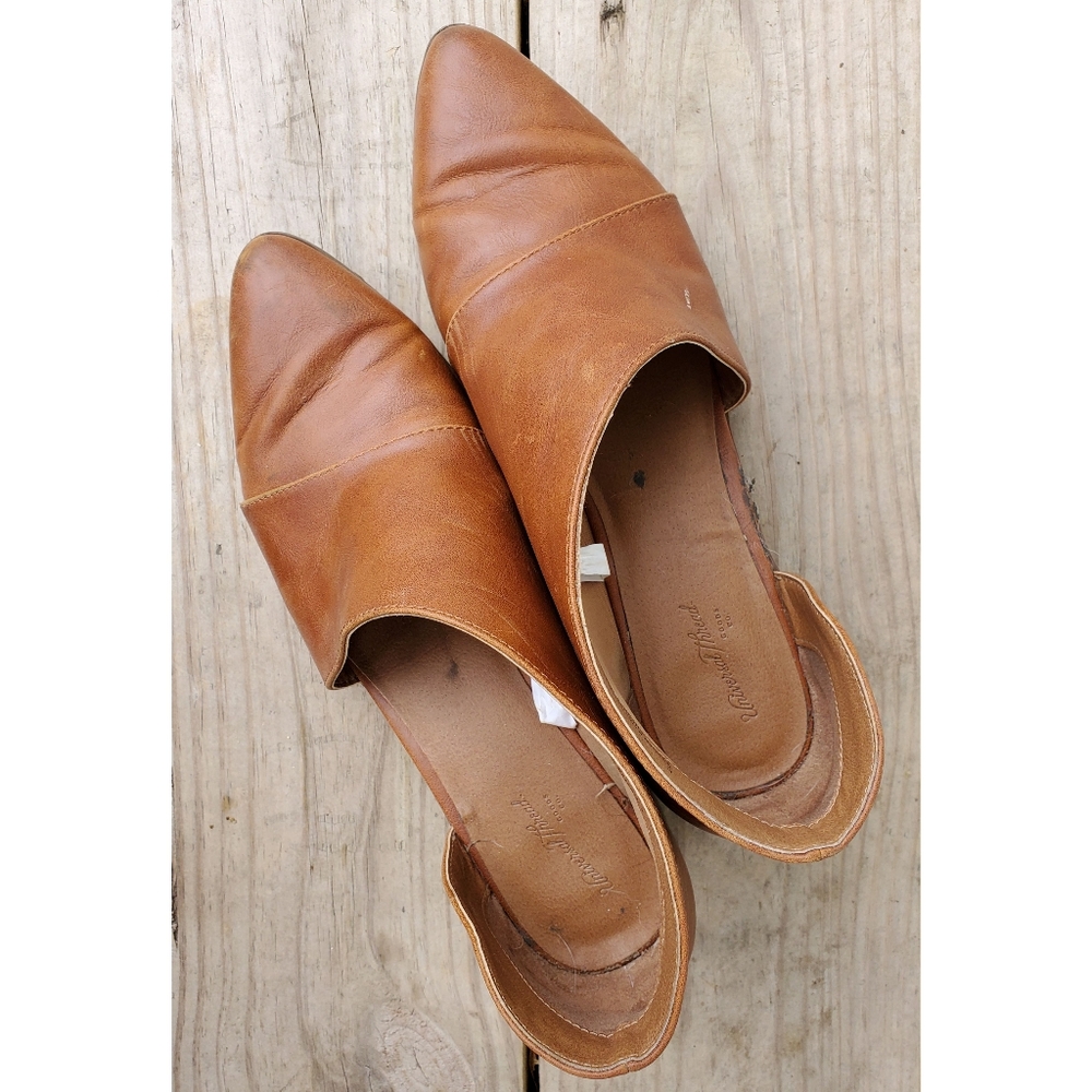 Cutout booties